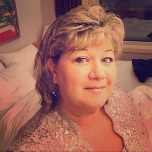 Meet your Posher, Tina